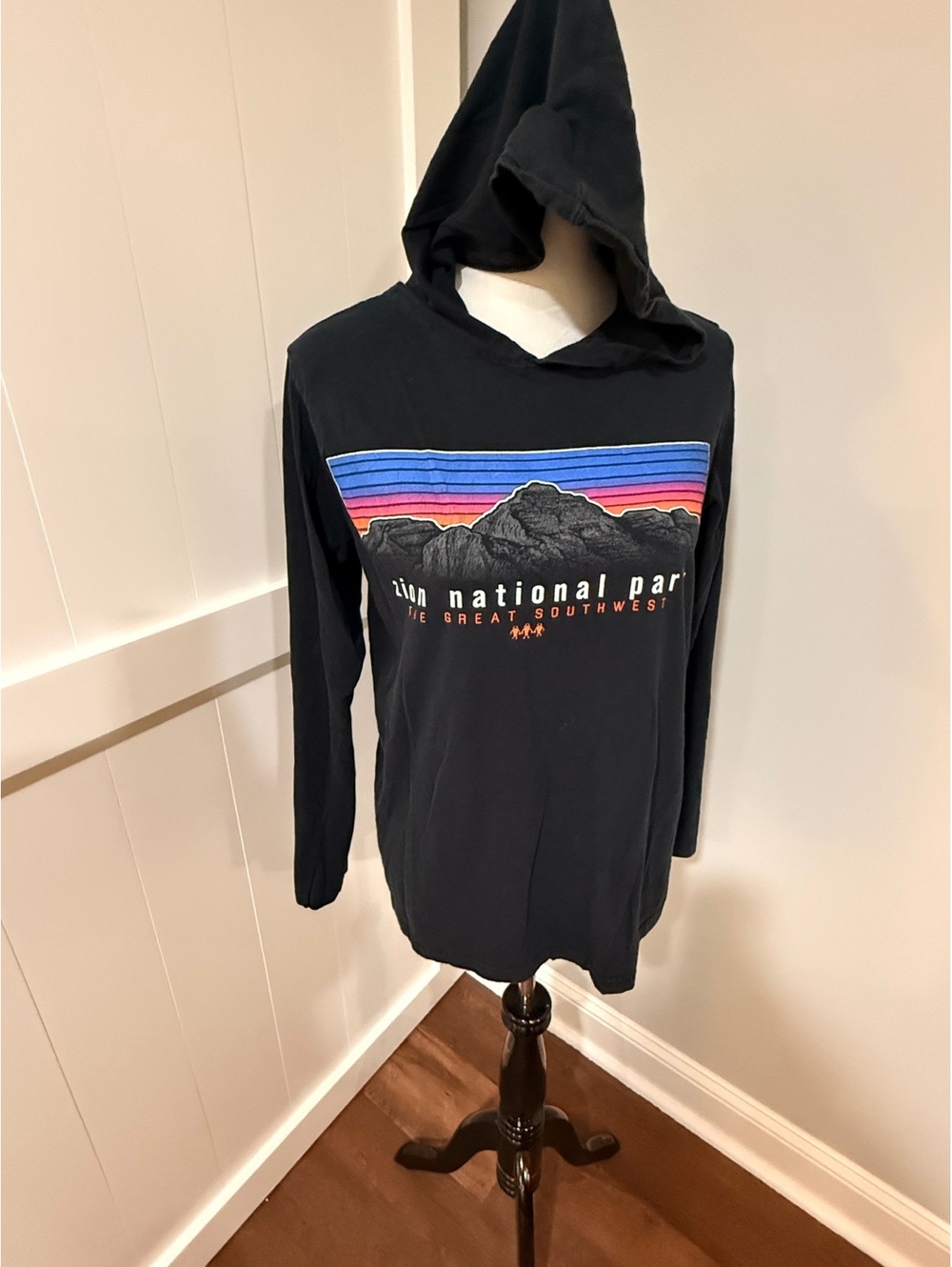 Maui Black Zion National Park Hoodie Sweatshirt